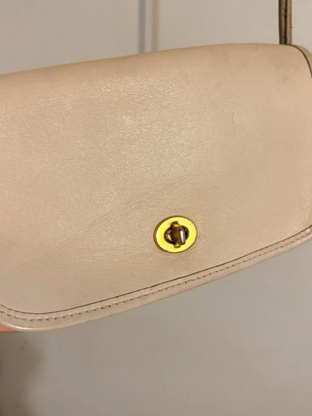 Vintage Cream Leather Crossbody Bag Minimal Flap‎ Neutral Classic Purse